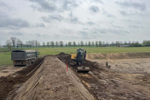 Mestopslag van dijk achterhoek (8)