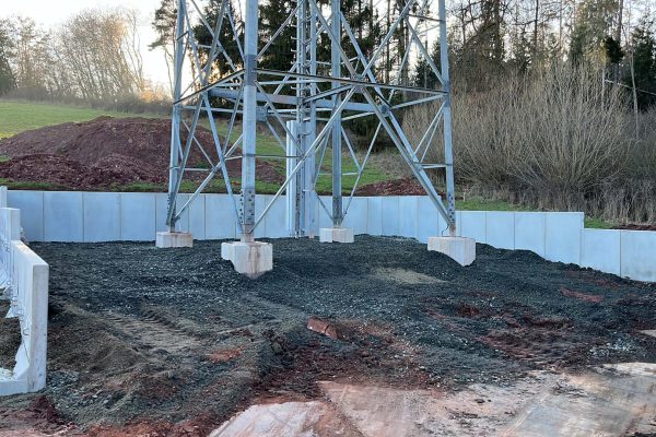 zendmast plaatsen van dijk achterhoek Duitsland