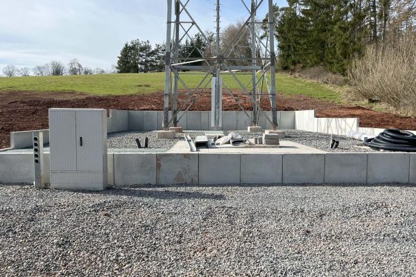 zendmast plaatsen van dijk achterhoek Duitsland (9)